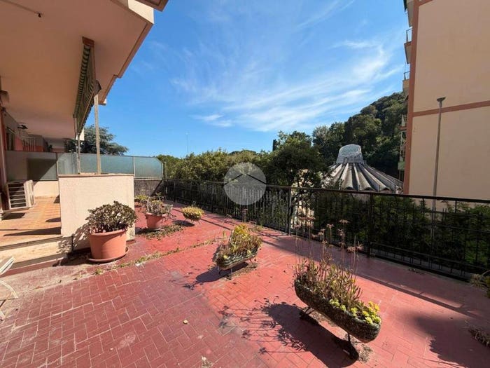Appartamento con 6 locali in vendita in Via luigi rizzo, Pegli, Genova