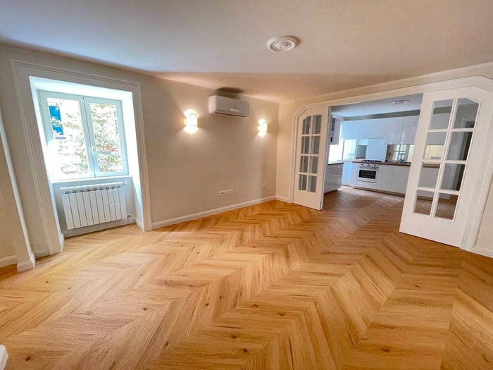 Appartamento quadrilocale in affitto in Chiaia, Napoli
