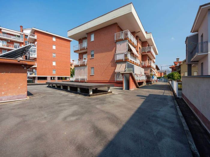 Appartamento con 5 locali in vendita in Via Giosuè Carducci, Centro, Ciriè