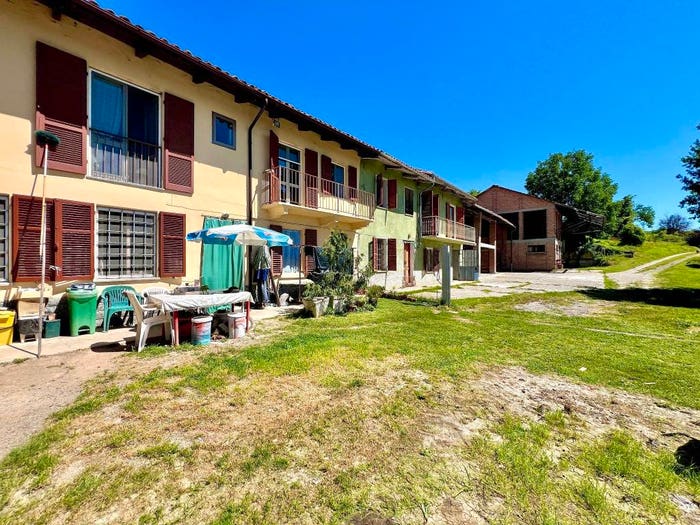 Casa con 6 locali in vendita in SP, Montiglio Monferrato