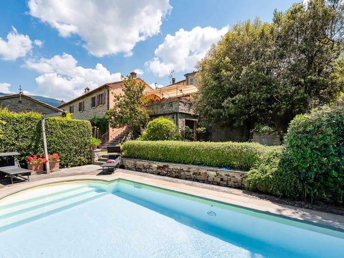 Casa con 6 locali in vendita in Strada Provinciale del Sodo, Sodo, Cortona