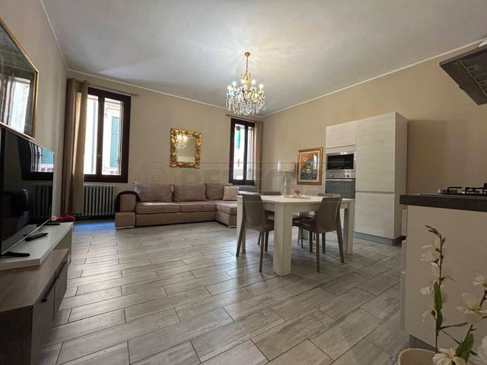 Appartamento trilocale in affitto in Centro Storico, Vicenza
