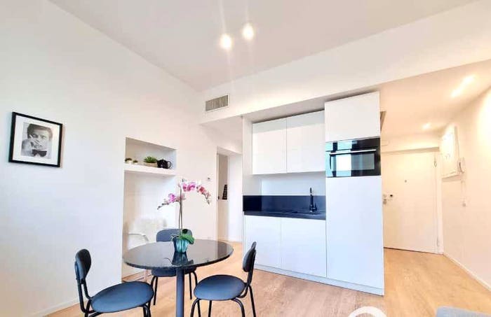 Appartamento bilocale in affitto in Via Tortona, Solari, Milano
