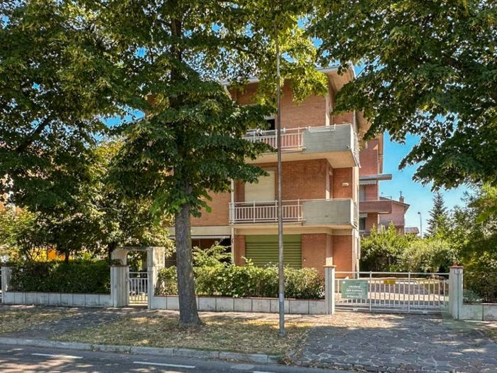 Casa con 6 locali in vendita in Via Cuneo, Morbidina Cuneo, Carpi