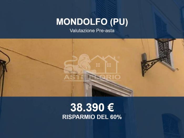 Appartamento trilocale in vendita in Via Fratelli Rosselli, Centro, Mondolfo