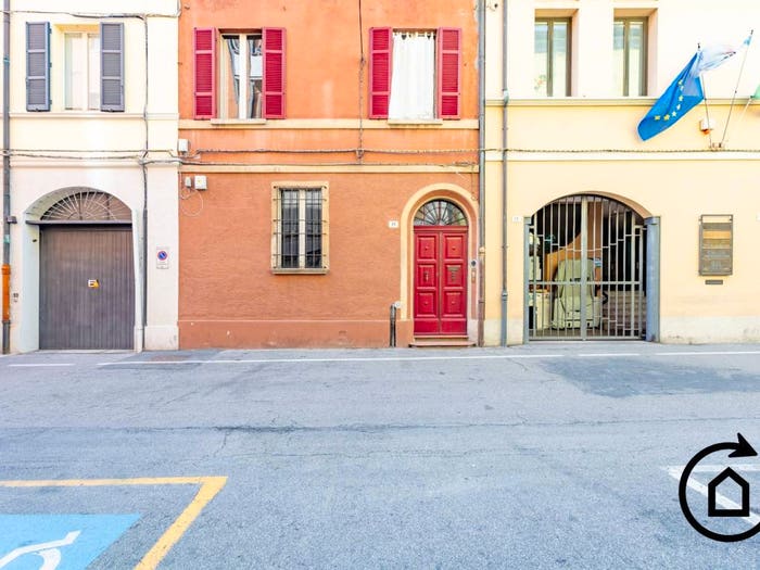 Casa con 6 locali in vendita in Via Paolo Bonoli, Viale Vittorio Veneto, Forlì