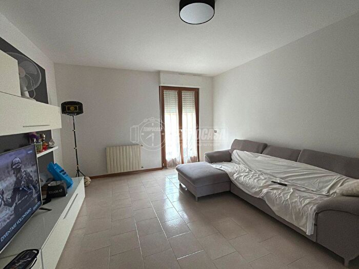 Appartamento trilocale in vendita in Via Enrico Mattei, Castelraimondo