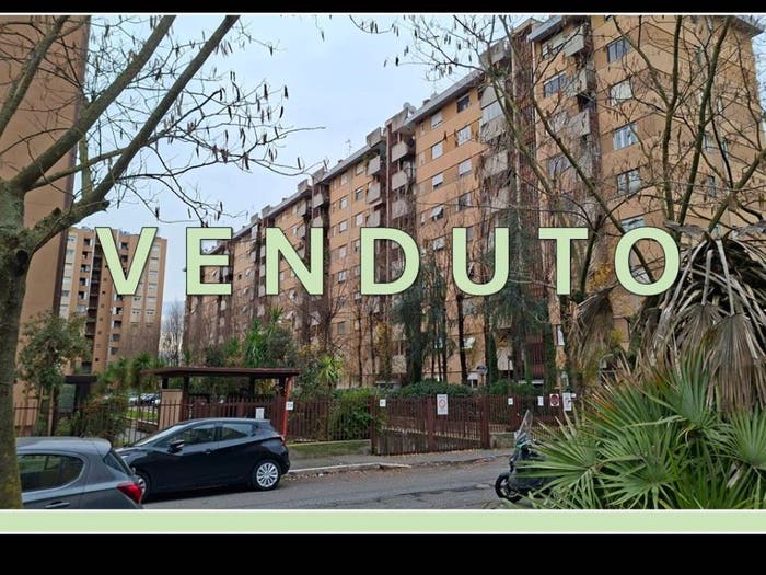 Appartamento trilocale in vendita in Via Camillo Pilotto, Serpentara, Roma