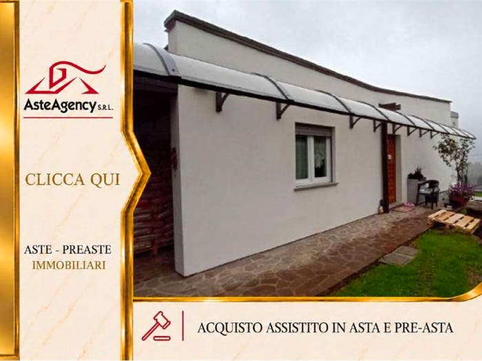 Casa quadrilocale in vendita in Via agro, Caprino, Caprino Bergamasco