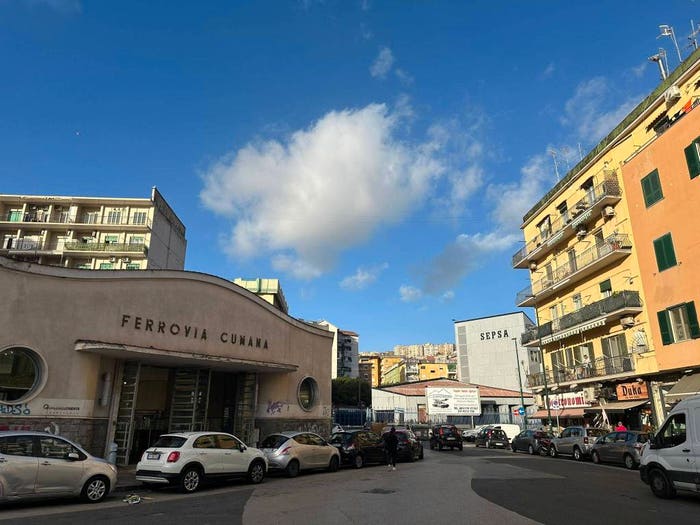 Appartamento trilocale in vendita in Via Andrea Doria, Fuorigrotta, Napoli