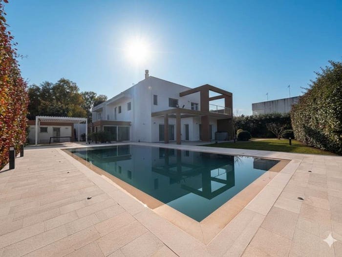 Casa con 6 locali in vendita in Santa Rosa, Lecce