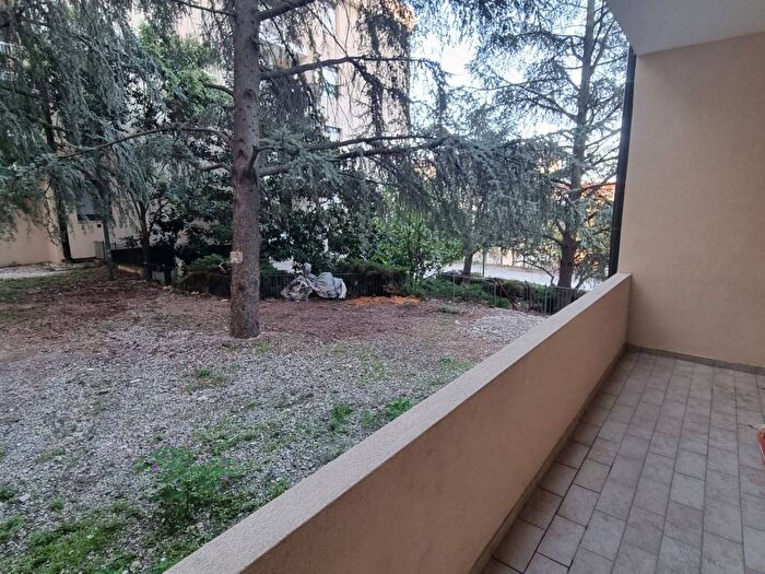 Appartamento trilocale in vendita in Traversa Barlaam da Seminara, Mater Domini Cavita, Catanzaro