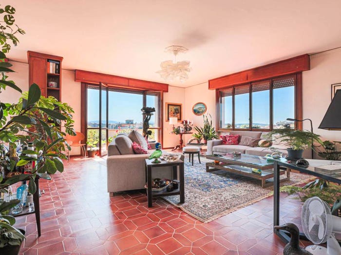 Casa con 6 locali in vendita in Viale Luigi Gori, Novoli, Firenze