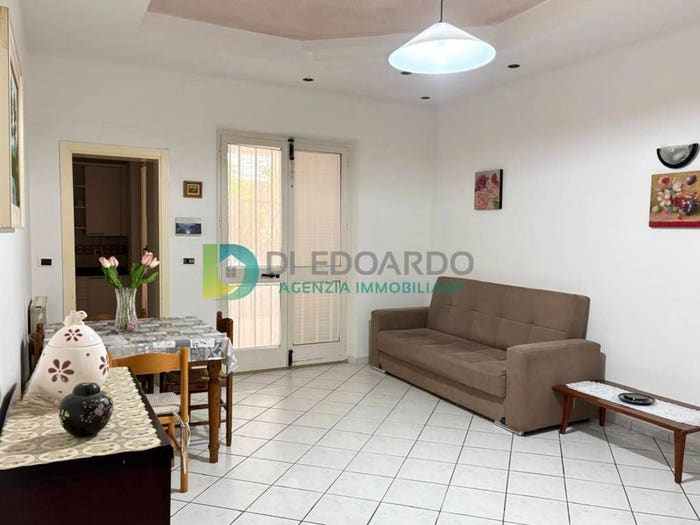 Appartamento quadrilocale in vendita in Via Giuseppe Ungaretti, Centro, Martinsicuro