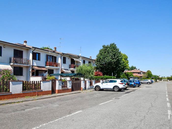 Casa con 5 locali in vendita in Via Tobagi A, Santa Corinna, Noviglio