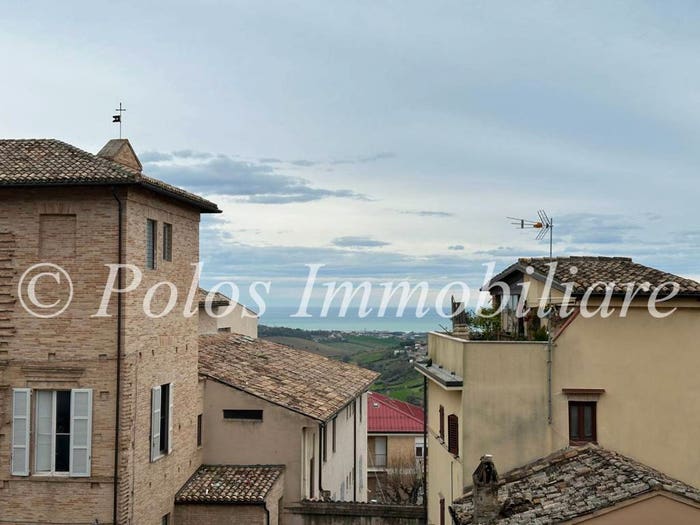 Appartamento trilocale in vendita in Via Cesare Battisti, Centro, Fermo