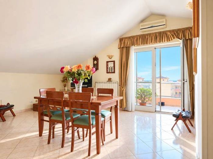 Casa quadrilocale in vendita in Viale John Fitzgerald Kennedy, Curti