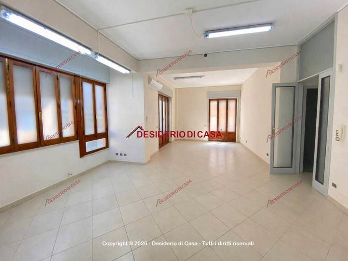 Appartamento trilocale in vendita in Via Messina, Centro, Capo d'Orlando