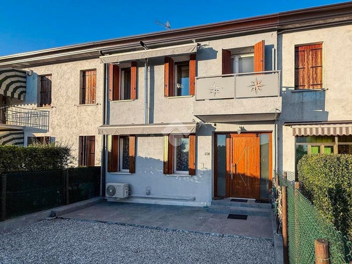 Casa quadrilocale in vendita in Via Varotara, Zianigo, Mirano