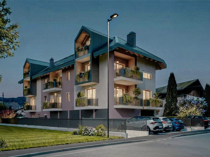 Appartamento quadrilocale in vendita in Via Ebene, Centro, Asiago