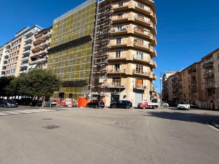 Appartamento trilocale in vendita in Via Salvatore de Renzi, Centro Storico, Avellino