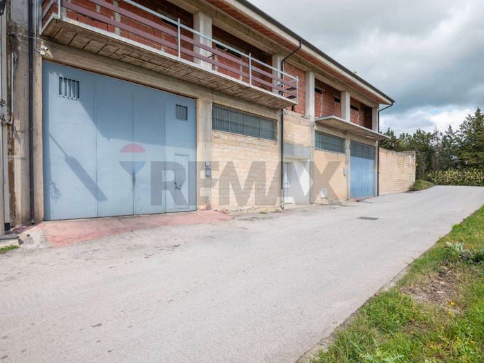 Appartamento con 6 locali in vendita in via alberto moravia, Grammichele