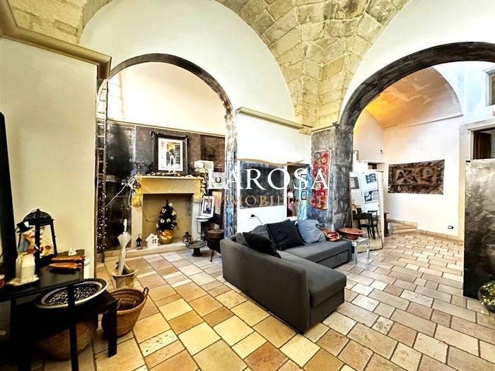Casa con 6 locali in vendita in Via C Laterano, Centro, Melendugno
