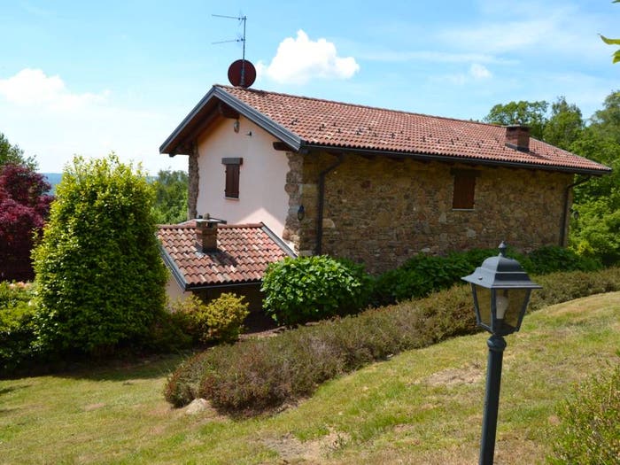 Casa con 6 locali in vendita in Regione Carasseie, Netro