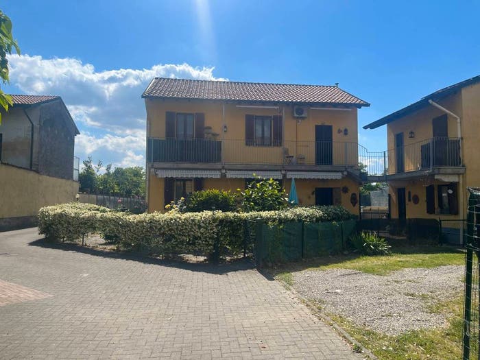Appartamento bilocale in vendita in Via Carlo Alberto, Centro, Cassolnovo