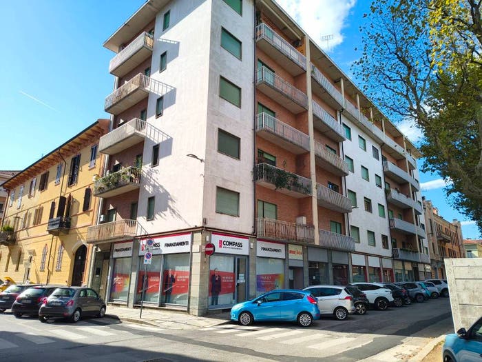 Appartamento quadrilocale in vendita in Centro, Cuneo