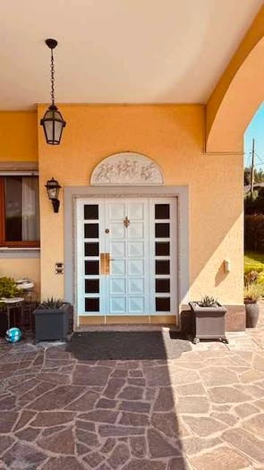 Casa con 6 locali in vendita in Centro, Fino Mornasco