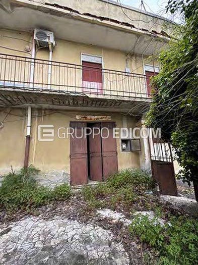 Appartamento monolocale in vendita in via Provinciale Vill Pezzolo snc frazione ctr Vina, Briga Ponte Schiavo, Messina