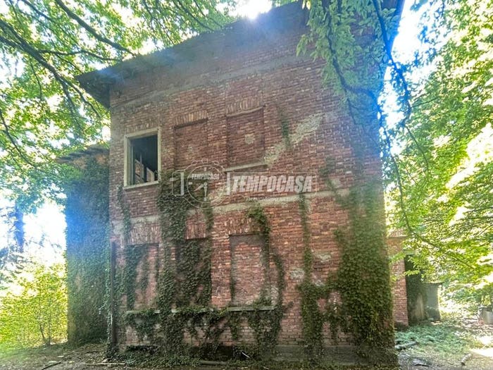 Casa con 6 locali in vendita in Via Filippo Gerbino, Centro, Lentate sul Seveso
