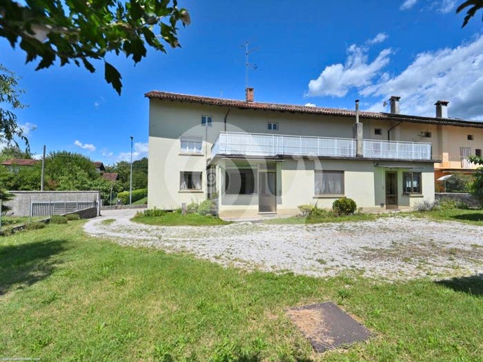 Casa con 6 locali in vendita in Vendoglio Carvacco, Treppo Grande