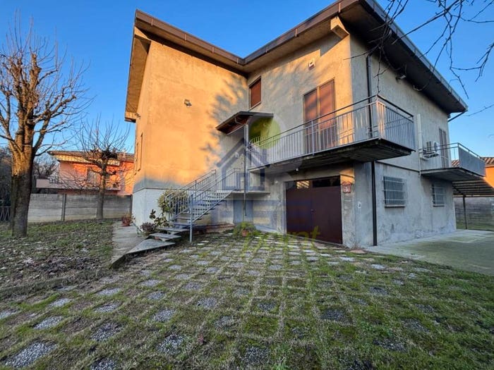 Casa bilocale in vendita in VIA VERDI, Centro, Sospiro