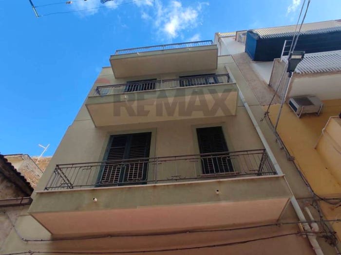 Casa con 6 locali in vendita in Via Paterna, Centro, Bagheria