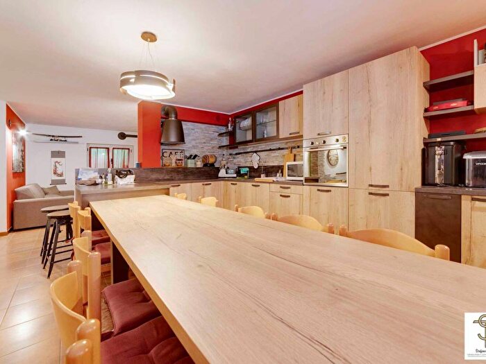 Casa con 5 locali in vendita in Ravello Villastanza Villapia, Parabiago