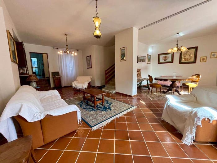Casa con 6 locali in vendita in Via Sant'Agostino, Milis