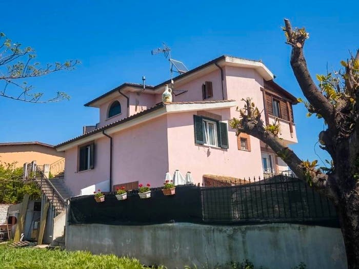 Appartamento trilocale in vendita in Loricina Seccia Tre Cancelli, Nettuno