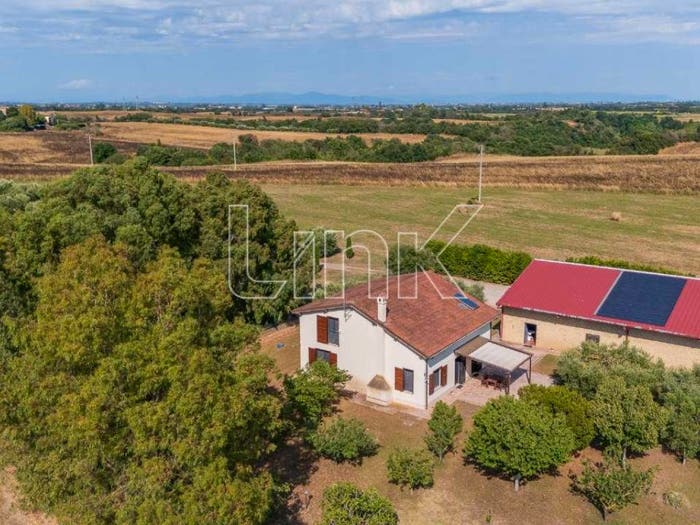 Casa con 6 locali in vendita in via del Casale Sant'Angelo, Tragliata Tragliatella, Fiumicino