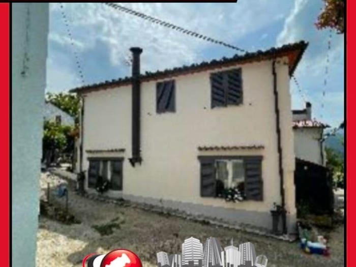 Casa trilocale in vendita in Via di Costozze A Costozze PO Italia, Costozze, Vernio