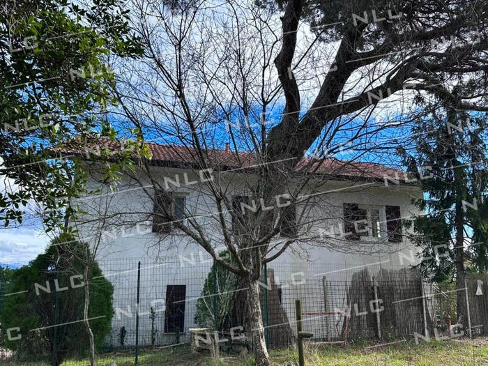 Appartamento con 6 locali in vendita in Via San Lorenzo, Bocco, Leivi