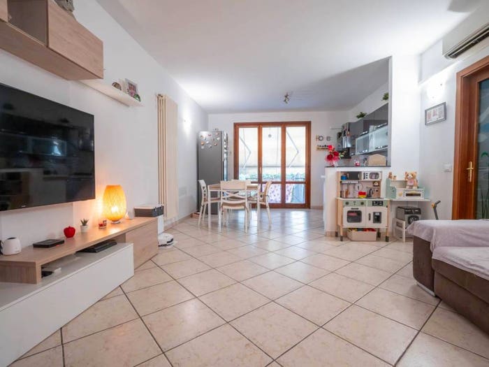 Appartamento quadrilocale in vendita in Via Erbosa, San Donnino, Campi Bisenzio