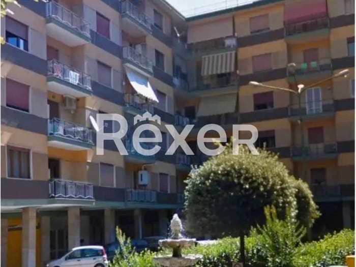 Appartamento quadrilocale in vendita in Via Felice de Stefano, Centro, Solofra