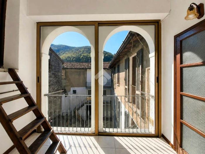 Appartamento trilocale in vendita in Via Giacomo Matteotti, Centro, Asso
