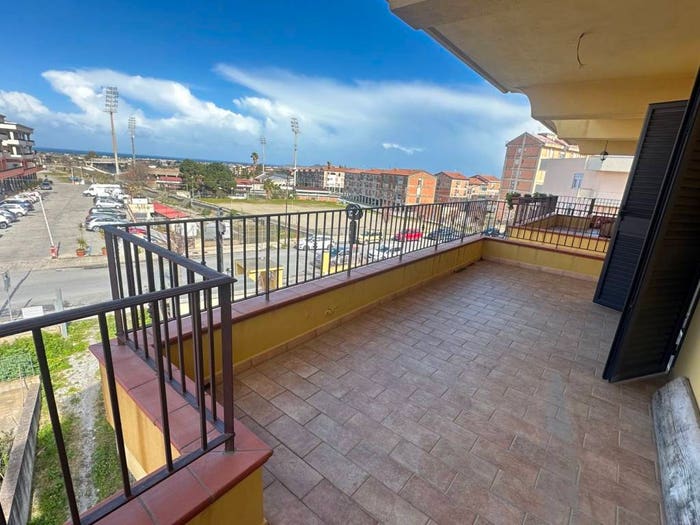 Appartamento con 5 locali in vendita in VIA KENNEDY, Centro, Barcellona Pozzo di Gotto
