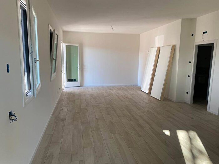 Appartamento trilocale in vendita in Via Roma, Centro, Saccolongo