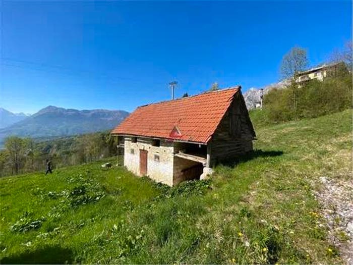 Casa trilocale in vendita in Via Bellavista, Tambre