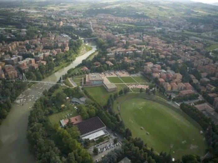 Appartamento con 6 locali in vendita in Piazza Del Popolo, Centro Garibaldi, Casalecchio di Reno