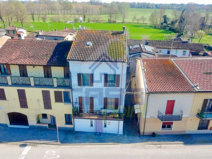 Casa trilocale in vendita in via piave, Centro, Formigara